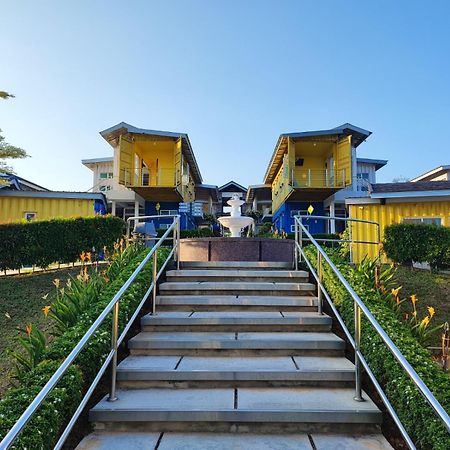 Solesor Kampong Beach Resort Port Dickson Exteriör bild