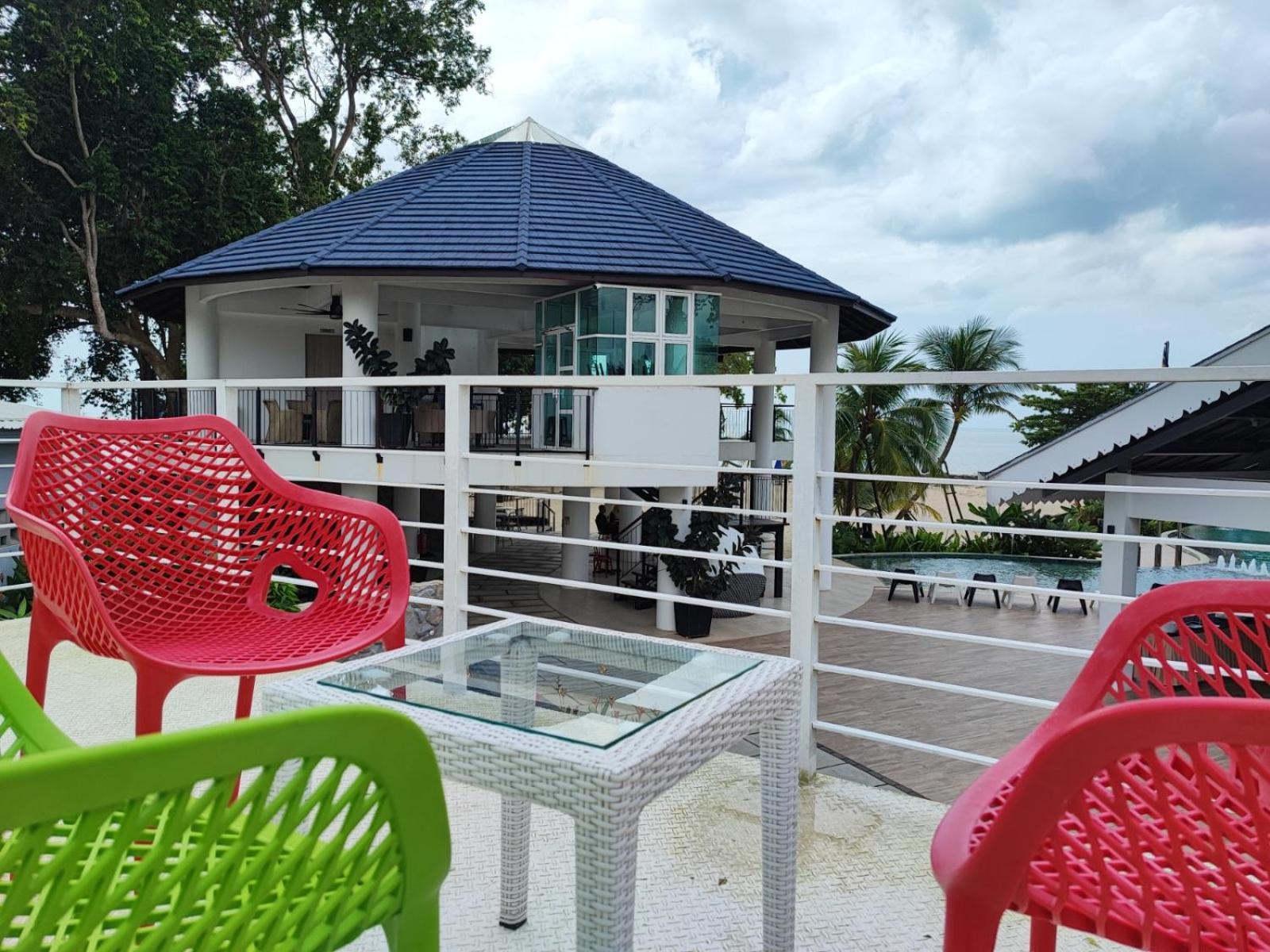 Solesor Kampong Beach Resort Port Dickson Exteriör bild