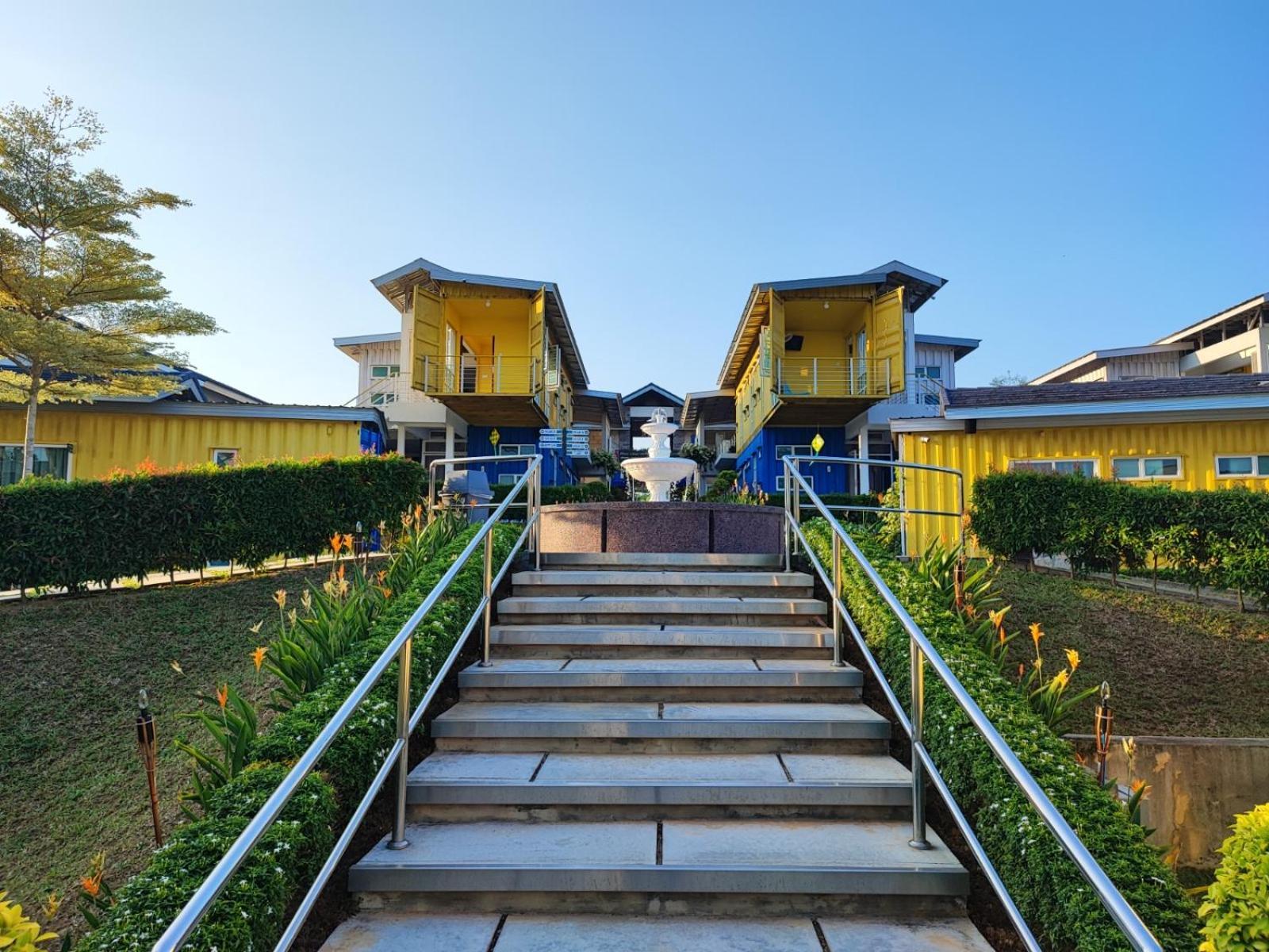 Solesor Kampong Beach Resort Port Dickson Exteriör bild
